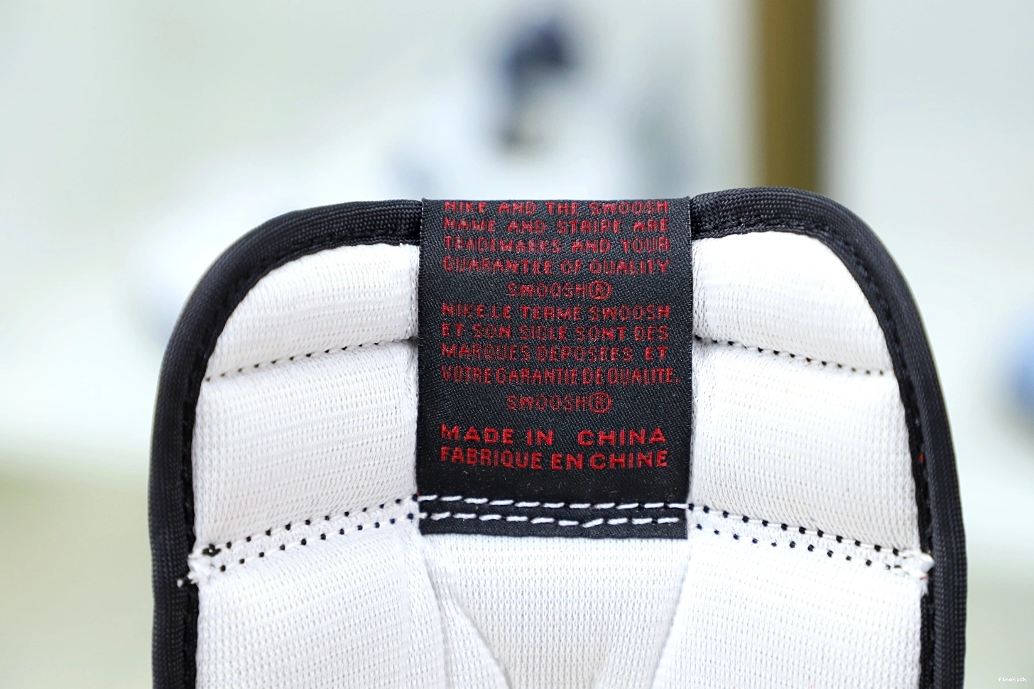 JORDAN HIGH RETRO AIR OG 1 'BRED' 1002